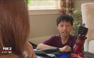 Born without left hand, Michigan boy gets 3-D printed arm