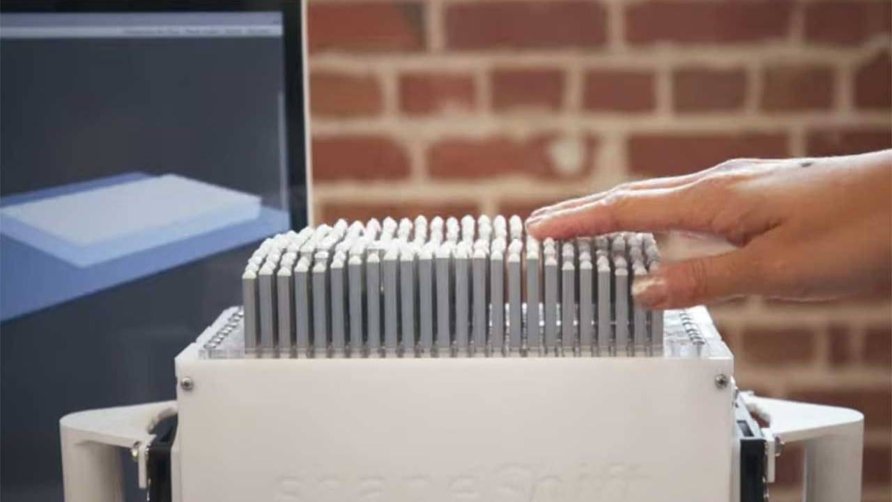 Tactile display lets the blind perform 3D printing and CAD