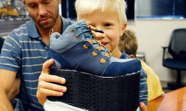 Dinsmore delivers custom 3D printed orthotics to young boy using Carbon 3D printing