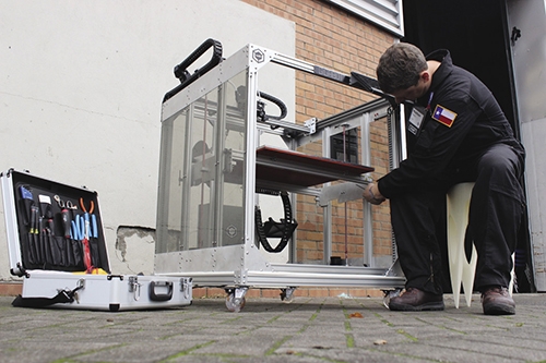 Large-Scale 3D Printer Brings Manufacturing to the Masses