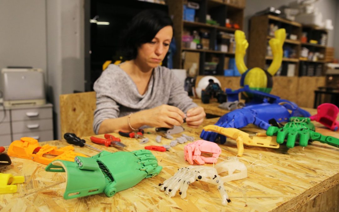 Charity in Turkey lends a hand to amputee children with 3D printers