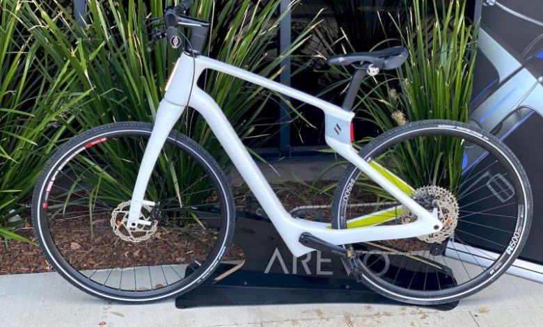 Superstrata ships first composite 3D printed bike