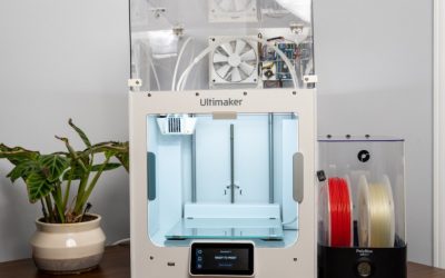 Engineer Builds Coolest Air Filtration System for his 3D Printer