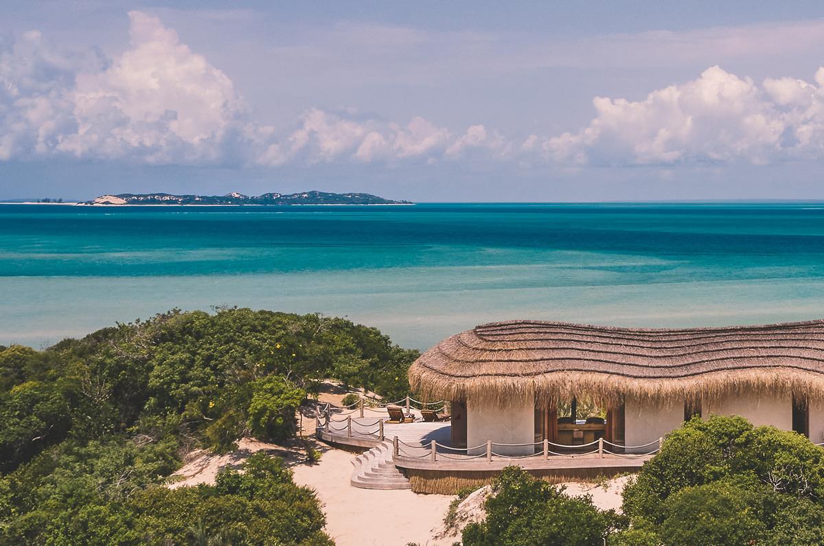 Luxury eco-resort and TCM spa realised with 3D-printing opens on Mozambican island