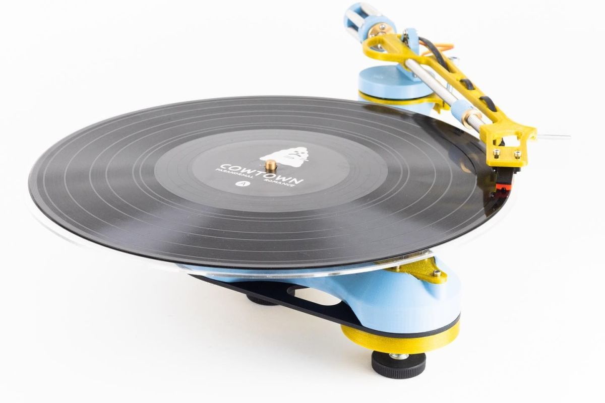 Startup designs turntable you can print and assemble yourself