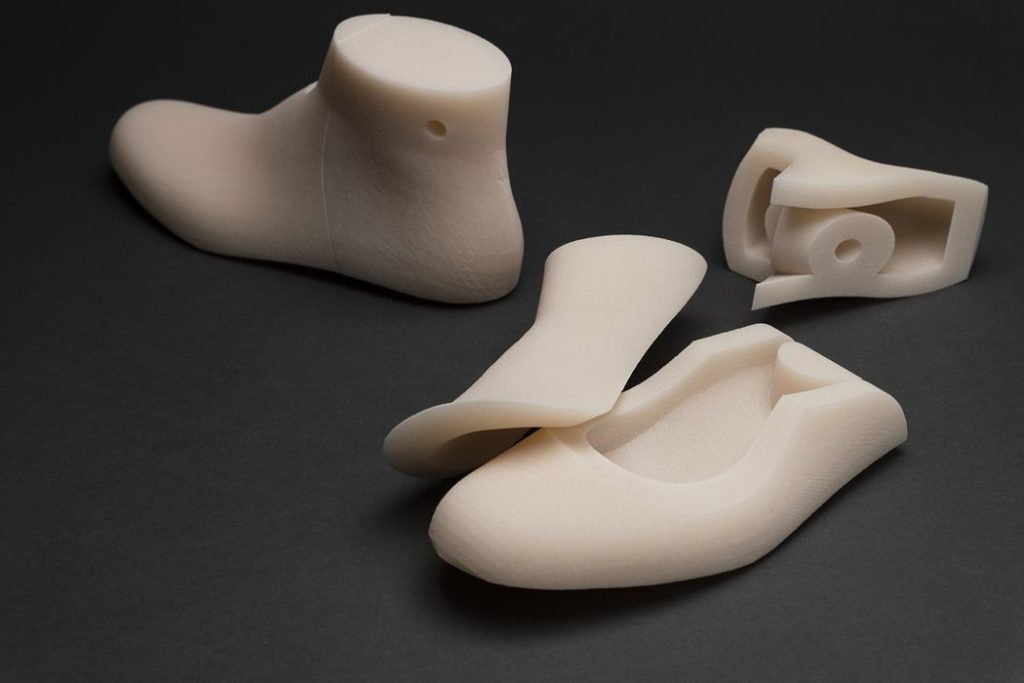 Custom 3D Printed Shoe Lasts At The Touch Of A Button