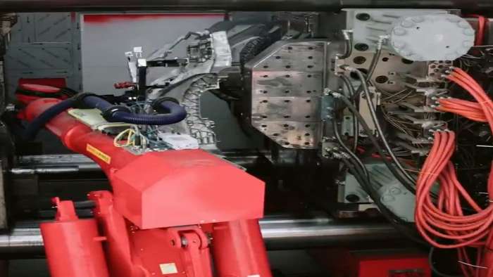 Tesla’s Enormous Die Casting Machine Is Like 3D Printing